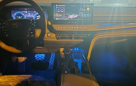 Toyota Camry, 2025 год, 4 700 000 рублей, 8 фотография