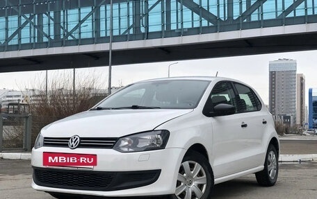 Volkswagen Polo VI (EU Market), 2010 год, 740 000 рублей, 2 фотография