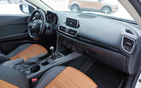 Mazda 3, 2014 год, 1 010 000 рублей, 13 фотография