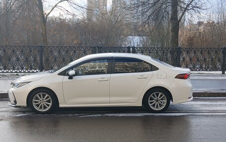 Toyota Corolla, 2022 год, 2 350 000 рублей, 4 фотография