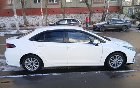 Toyota Corolla, 2022 год, 2 350 000 рублей, 3 фотография