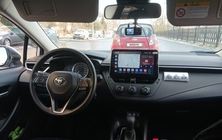 Toyota Corolla, 2022 год, 2 350 000 рублей, 8 фотография