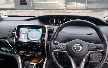 Nissan Serena IV, 2018 год, 2 100 000 рублей, 14 фотография