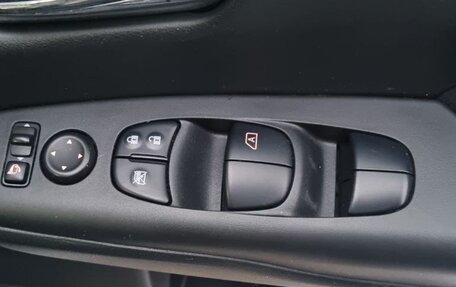 Nissan Serena IV, 2018 год, 2 100 000 рублей, 17 фотография