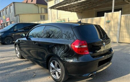 BMW 1 серия, 2011 год, 1 000 000 рублей, 4 фотография