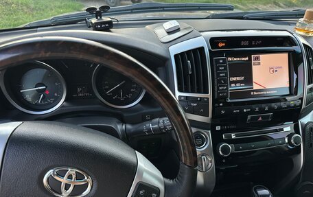 Toyota Land Cruiser 200, 2013 год, 3 550 000 рублей, 7 фотография