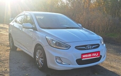 Hyundai Solaris II рестайлинг, 2014 год, 950 000 рублей, 1 фотография