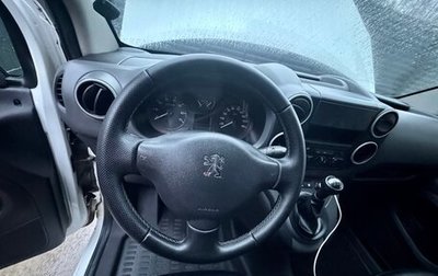 Peugeot Partner II рестайлинг 2, 2015 год, 790 000 рублей, 1 фотография