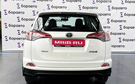 Toyota RAV4, 2019 год, 2 630 000 рублей, 4 фотография
