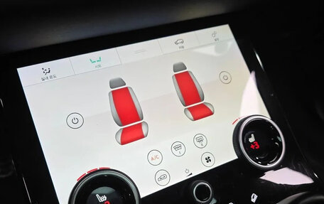 Land Rover Range Rover Evoque II, 2022 год, 3 450 000 рублей, 10 фотография