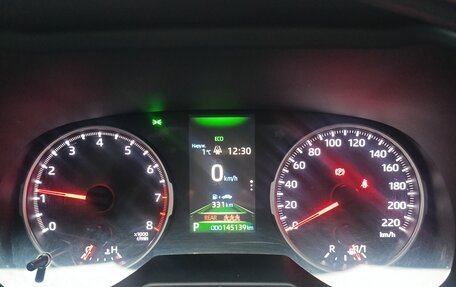 Toyota RAV4, 2020 год, 3 300 000 рублей, 8 фотография