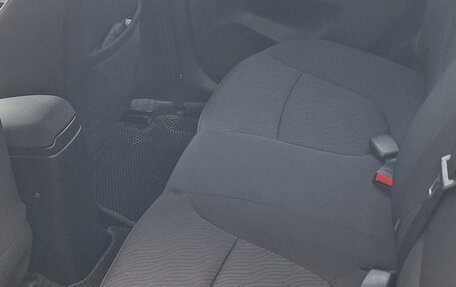 Hyundai Solaris II рестайлинг, 2014 год, 950 000 рублей, 7 фотография