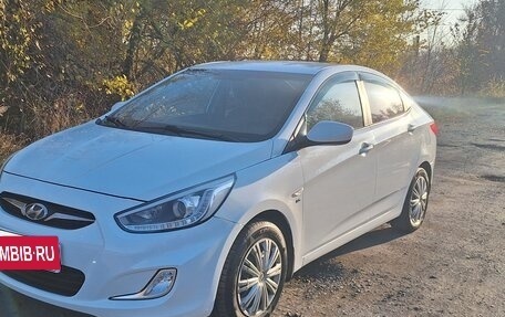 Hyundai Solaris II рестайлинг, 2014 год, 950 000 рублей, 4 фотография