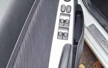 Hyundai Solaris II рестайлинг, 2014 год, 950 000 рублей, 10 фотография