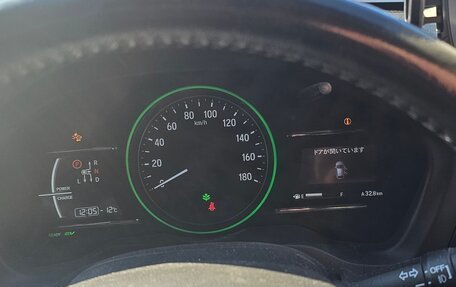 Honda Vezel, 2016 год, 1 300 000 рублей, 6 фотография