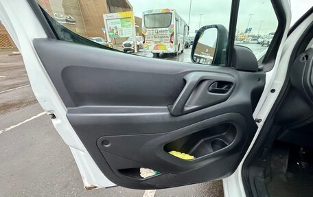 Peugeot Partner II рестайлинг 2, 2015 год, 790 000 рублей, 7 фотография