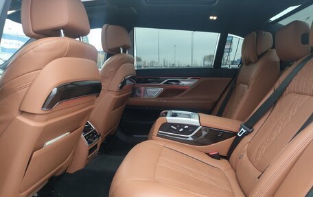 BMW 7 серия, 2019 год, 5 200 000 рублей, 17 фотография