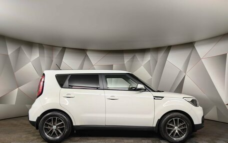 KIA Soul II рестайлинг, 2018 год, 1 749 000 рублей, 6 фотография