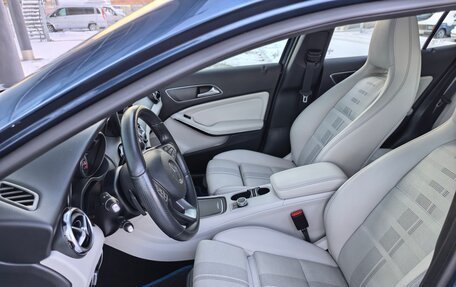 Mercedes-Benz GLA, 2019 год, 2 890 000 рублей, 13 фотография