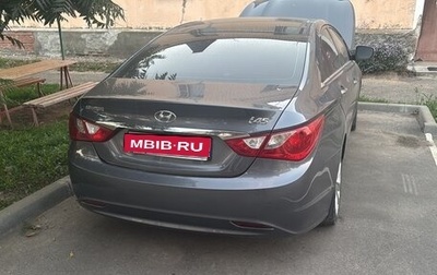 Hyundai Sonata VI, 2012 год, 1 050 000 рублей, 1 фотография