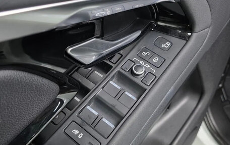 Land Rover Range Rover Evoque II, 2022 год, 3 400 000 рублей, 9 фотография