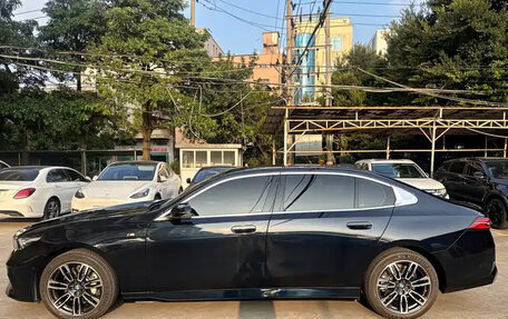 BMW 5 серия, 2025 год, 7 560 998 рублей, 4 фотография