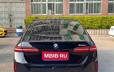 BMW 5 серия, 2025 год, 7 560 998 рублей, 6 фотография