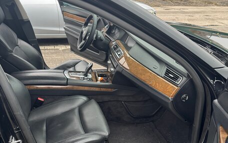 BMW 7 серия, 2009 год, 1 300 000 рублей, 11 фотография