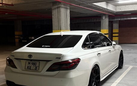 Toyota Crown, 2018 год, 3 450 000 рублей, 6 фотография