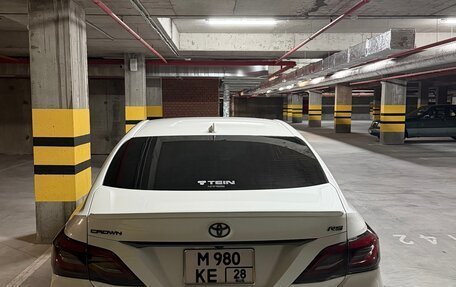 Toyota Crown, 2018 год, 3 450 000 рублей, 8 фотография