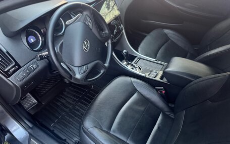 Hyundai Sonata VI, 2012 год, 1 050 000 рублей, 6 фотография