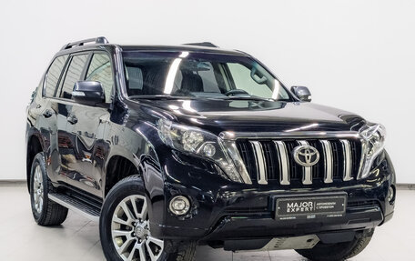 Toyota Land Cruiser Prado 150 рестайлинг 2, 2017 год, 4 220 000 рублей, 3 фотография