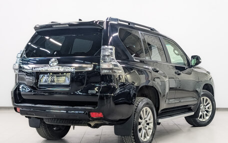 Toyota Land Cruiser Prado 150 рестайлинг 2, 2017 год, 4 220 000 рублей, 5 фотография