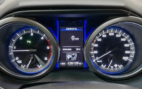 Toyota Land Cruiser Prado 150 рестайлинг 2, 2017 год, 4 220 000 рублей, 16 фотография