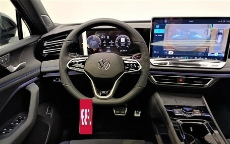 Volkswagen Tiguan, 2025 год, 4 890 000 рублей, 12 фотография