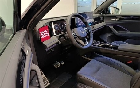 Volkswagen Tiguan, 2025 год, 4 890 000 рублей, 9 фотография