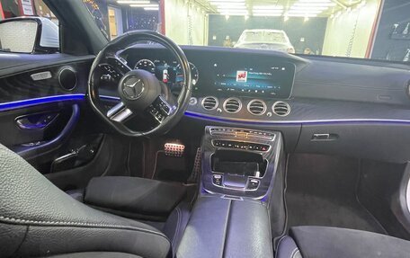 Mercedes-Benz E-Класс, 2021 год, 5 000 000 рублей, 10 фотография