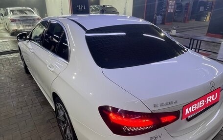 Mercedes-Benz E-Класс, 2021 год, 5 000 000 рублей, 6 фотография