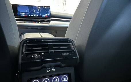 BMW 5 серия, 2024 год, 10 200 000 рублей, 24 фотография