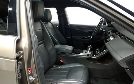 Land Rover Range Rover Evoque II, 2023 год, 3 700 000 рублей, 12 фотография