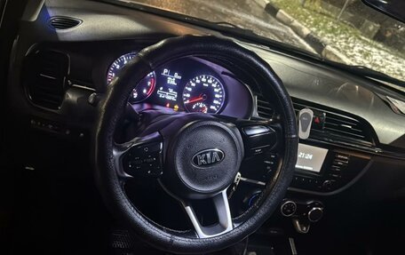 KIA Rio IV, 2017 год, 685 000 рублей, 4 фотография