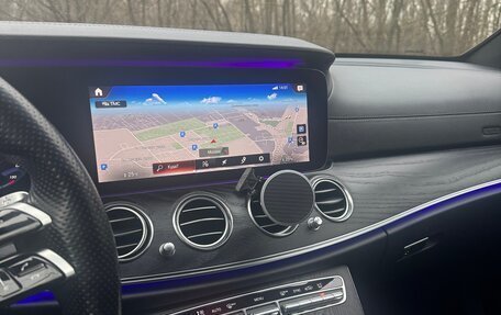 Mercedes-Benz E-Класс, 2020 год, 4 500 000 рублей, 2 фотография