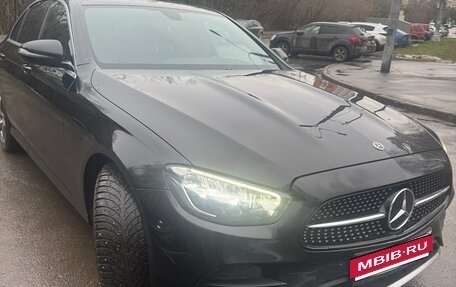 Mercedes-Benz E-Класс, 2020 год, 4 500 000 рублей, 16 фотография