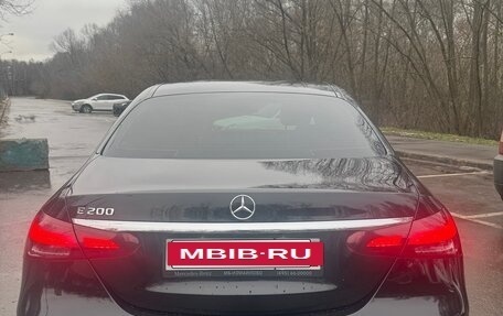 Mercedes-Benz E-Класс, 2020 год, 4 500 000 рублей, 12 фотография