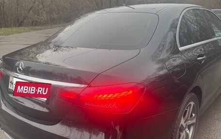 Mercedes-Benz E-Класс, 2020 год, 4 500 000 рублей, 11 фотография