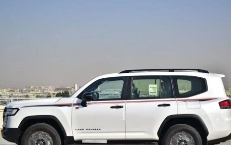 Toyota Land Cruiser, 2024 год, 12 900 000 рублей, 4 фотография