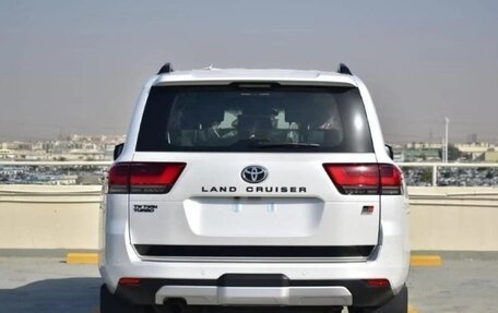 Toyota Land Cruiser, 2024 год, 12 900 000 рублей, 5 фотография