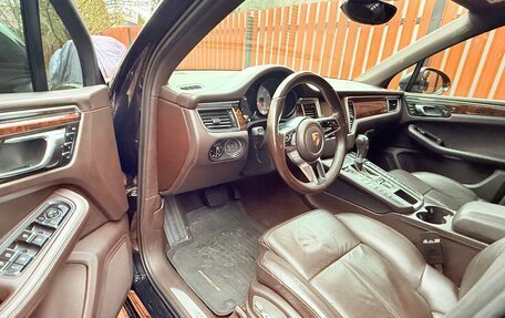 Porsche Macan I рестайлинг, 2014 год, 2 300 000 рублей, 5 фотография