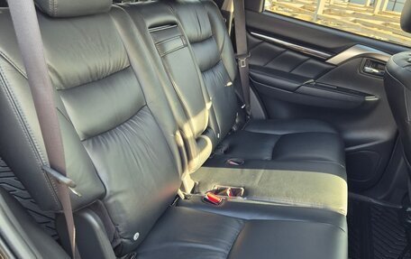 Mitsubishi Pajero Sport III рестайлинг, 2019 год, 2 900 000 рублей, 14 фотография