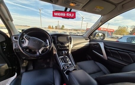 Mitsubishi Pajero Sport III рестайлинг, 2019 год, 2 900 000 рублей, 18 фотография